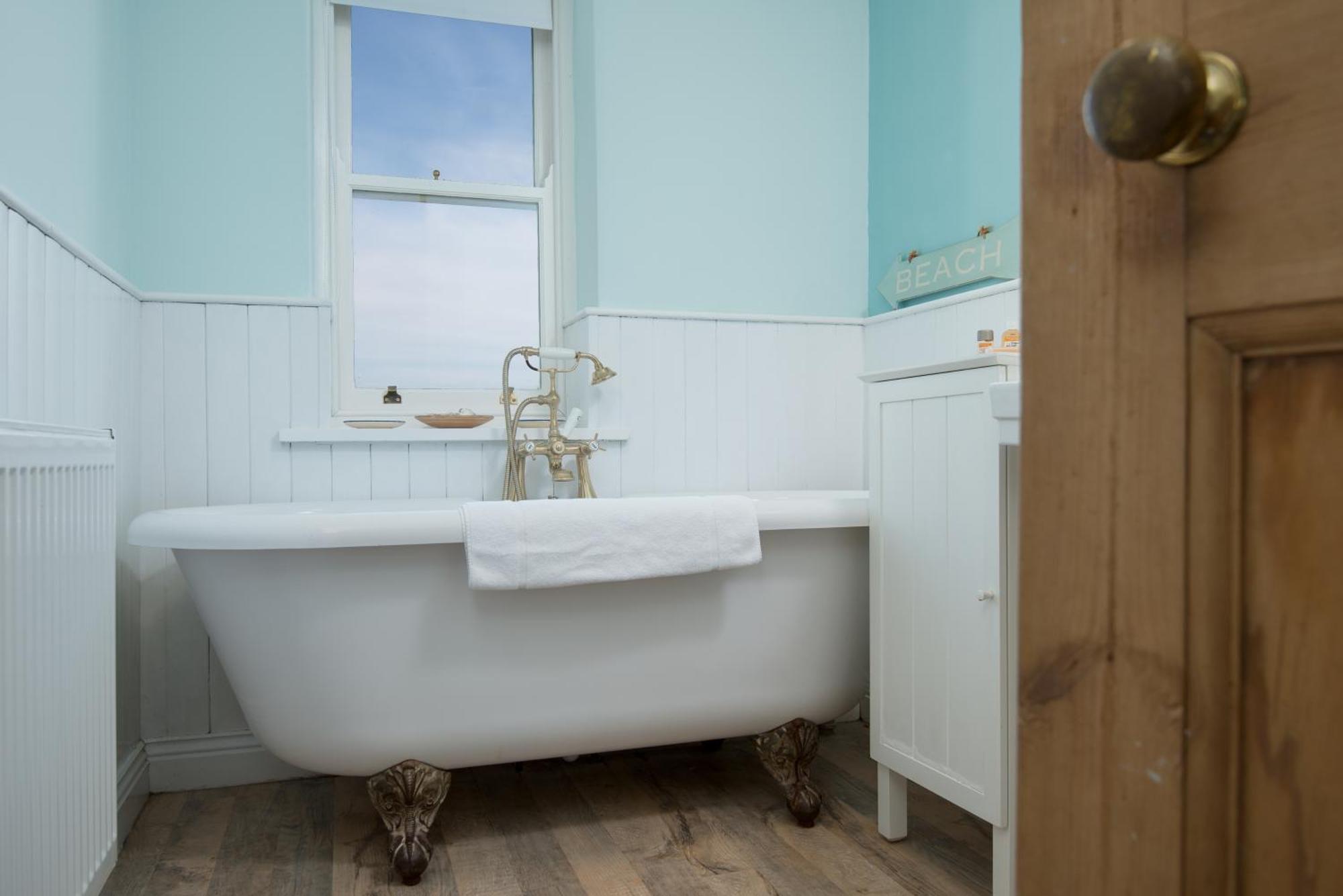 Leaholme Cottage - Fabulous Coastal Cottage For 8 Newton by the Sea Exterior photo